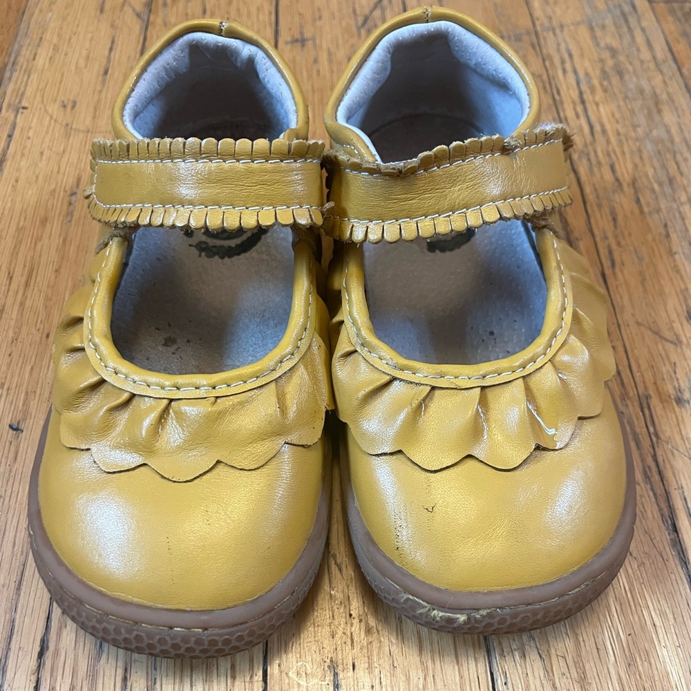 Livie and Luca Mary Jane size 11